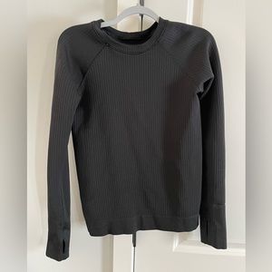 Lulu Lemon classy athletic top